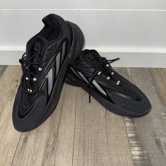 adidas Other - Adidas Originals Ozelia Black Sneakers Men's US 9.5 Chunky Casual Shoes